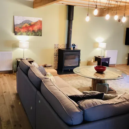 Aude Escape Bed & Breakfast *